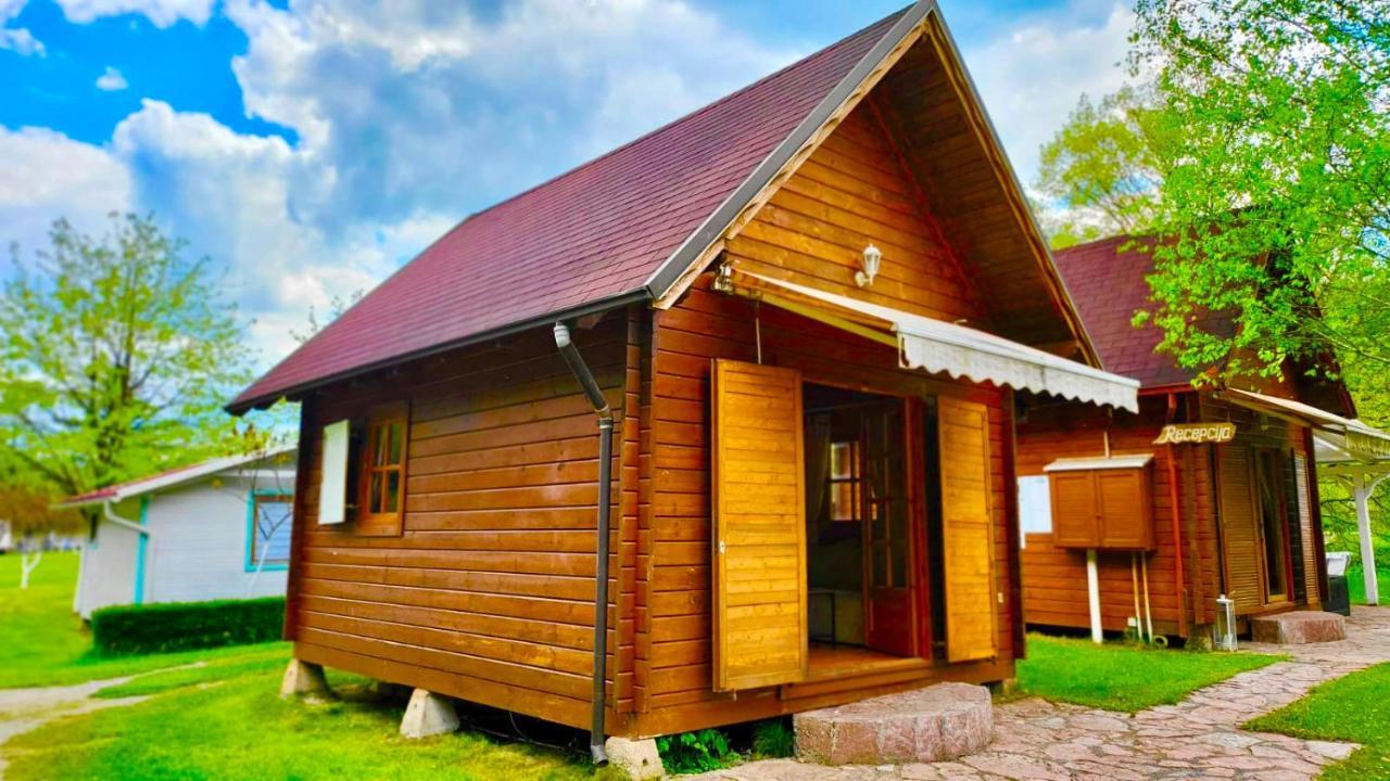 Una Kamp 호텔 보산스카 크루파 외부 사진