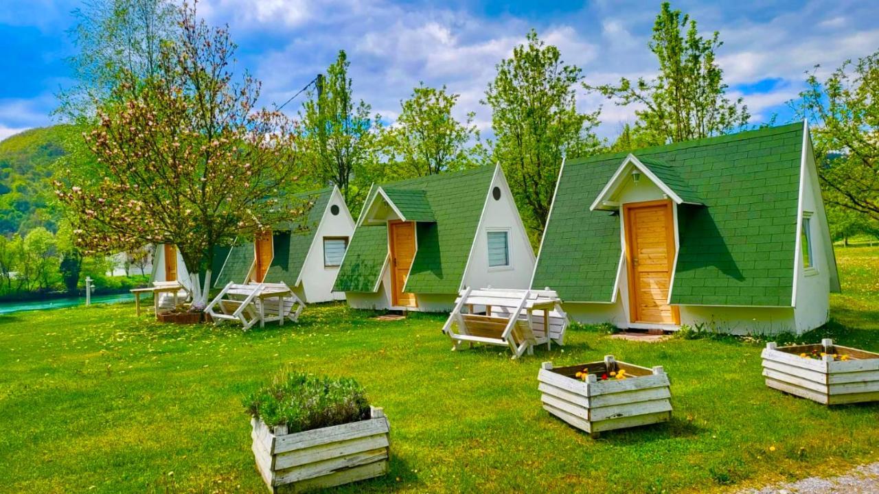Una Kamp 호텔 보산스카 크루파 외부 사진
