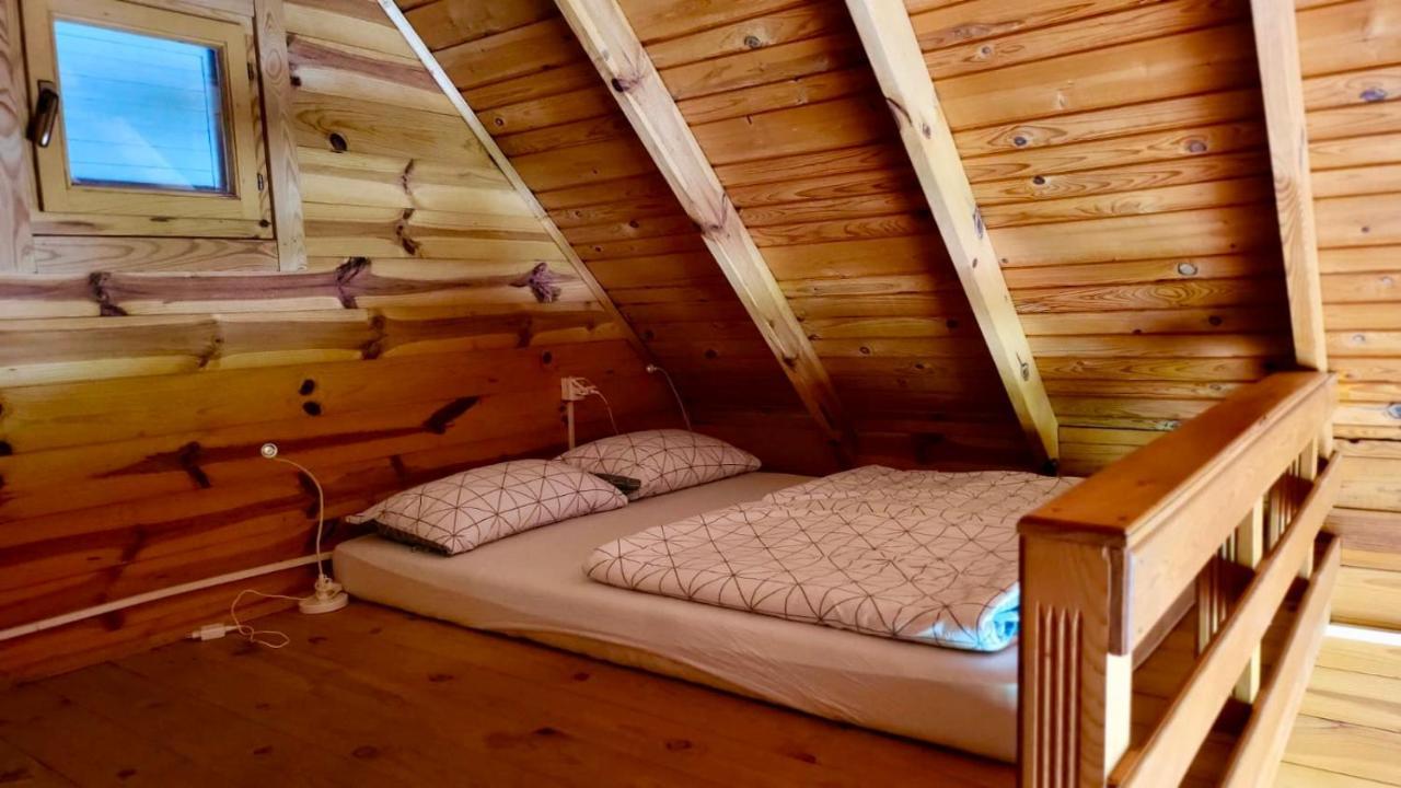 Una Kamp 호텔 보산스카 크루파 외부 사진