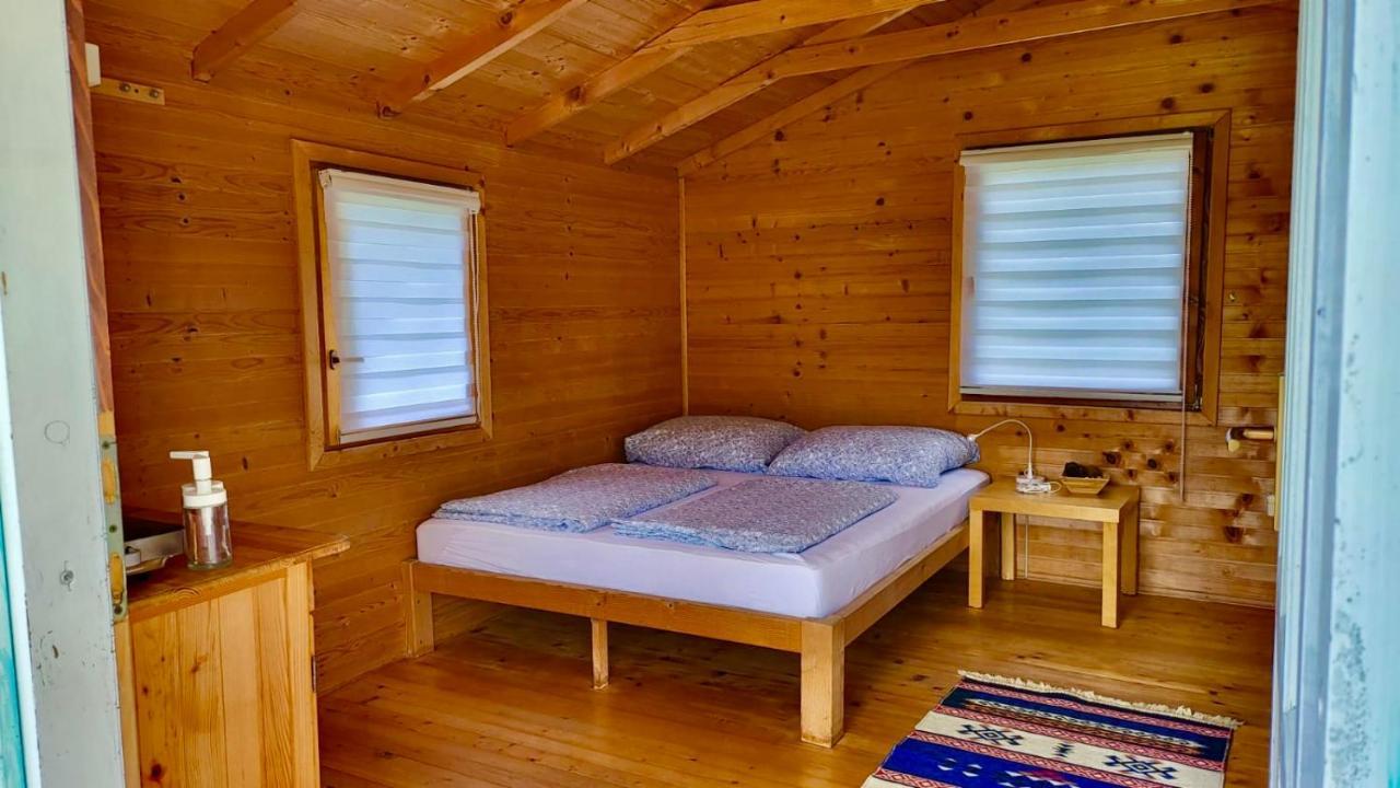Una Kamp 호텔 보산스카 크루파 외부 사진